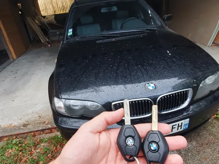 BMW ancienne génération · ajout de clé par LT Key Services